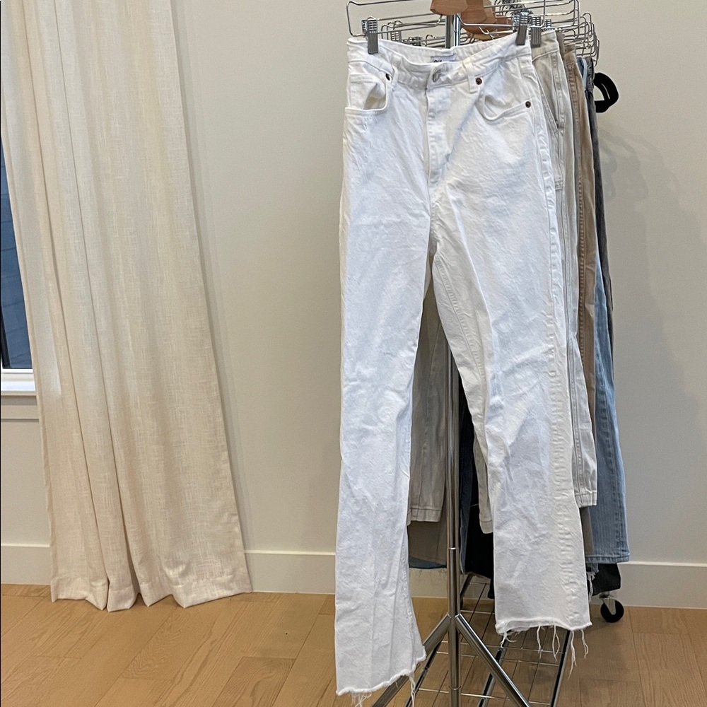 Zara White Straight Leg Women's Jeans